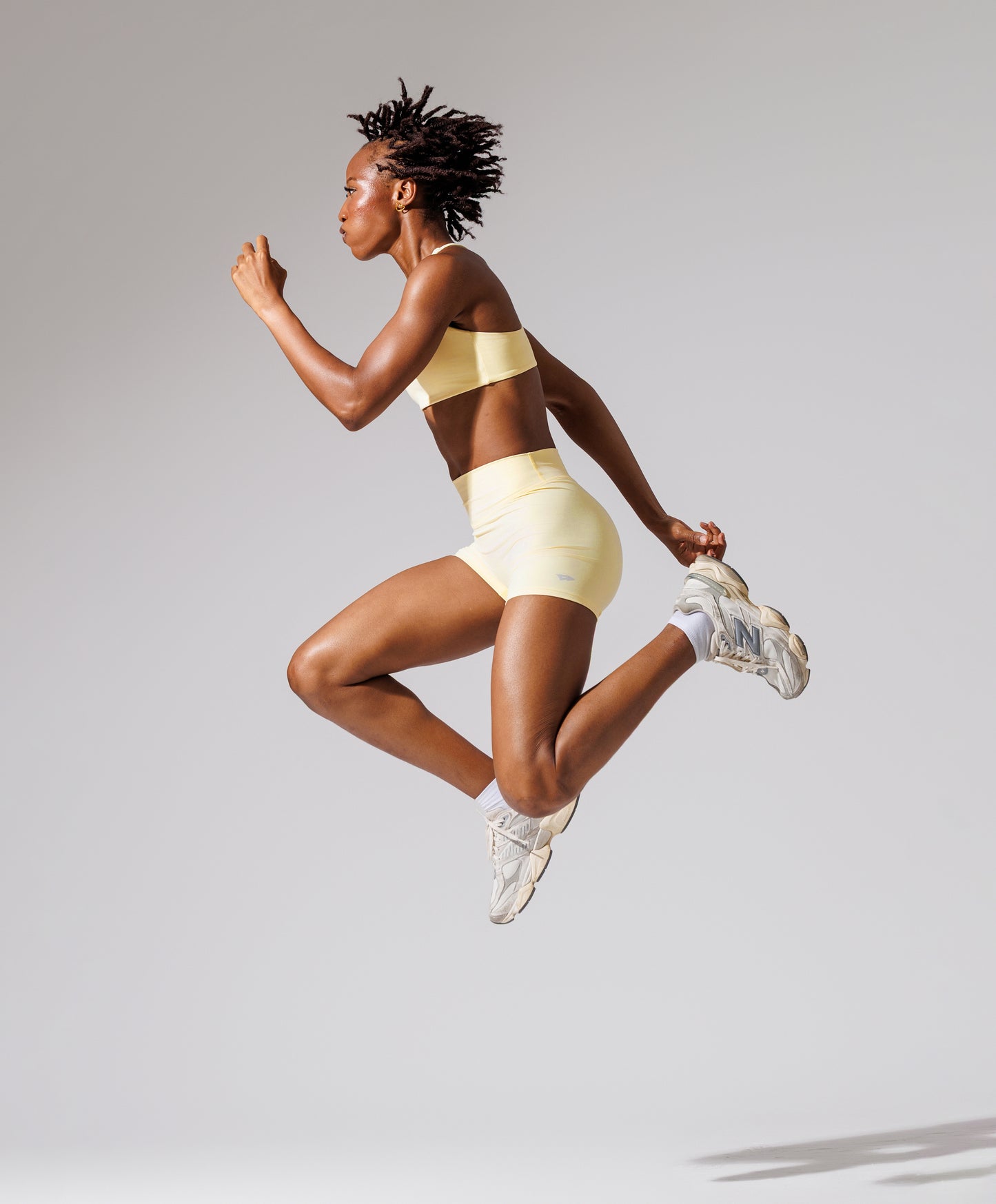 ARIS "MOVE EASY" 2 PIECE WITH SHORTS IN YELLOW