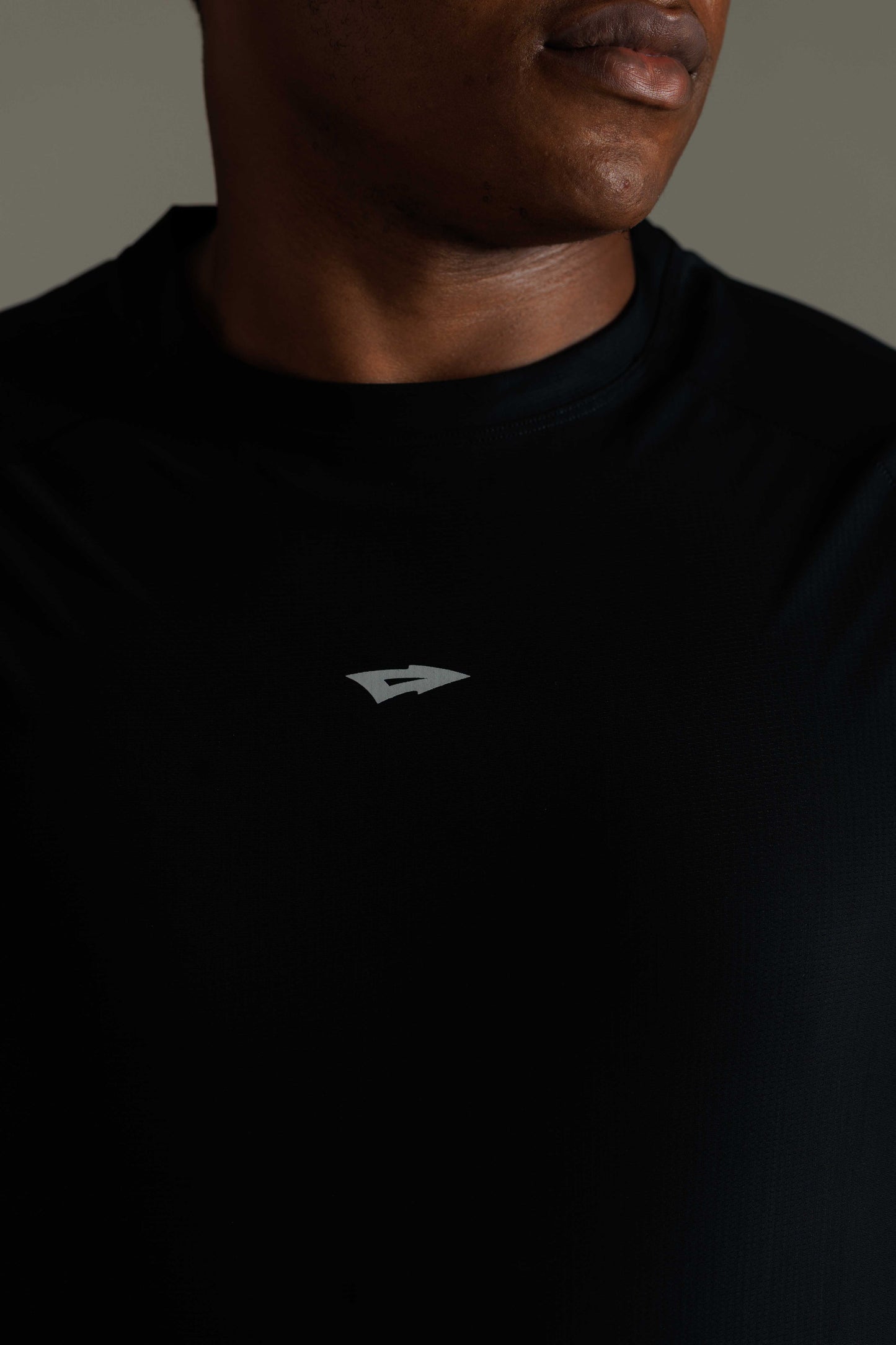 ARIS "GENESIS" T-SHIRT - BLACK