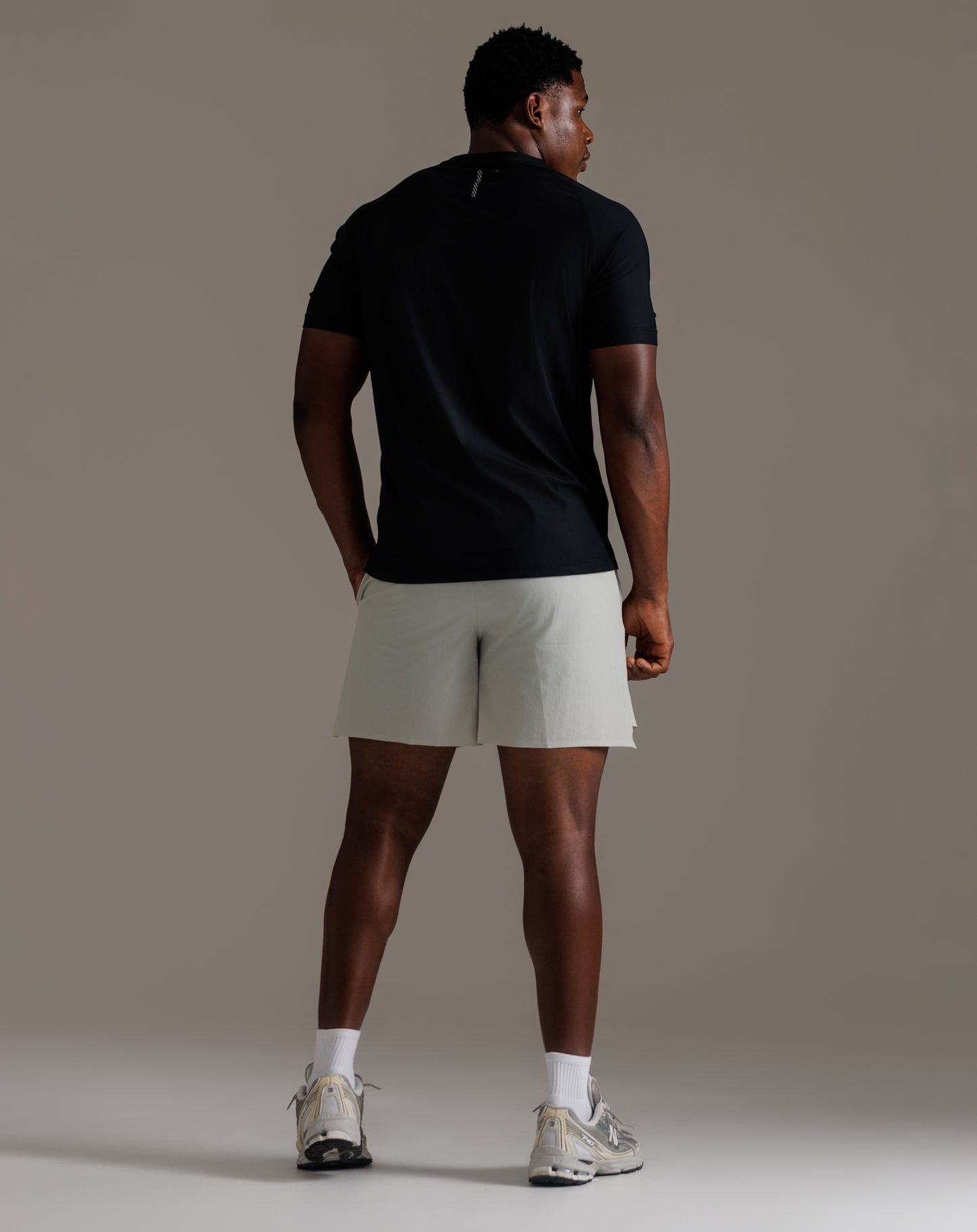 ARIS "GENESIS" TRAINING SHORTS - BONE GREY