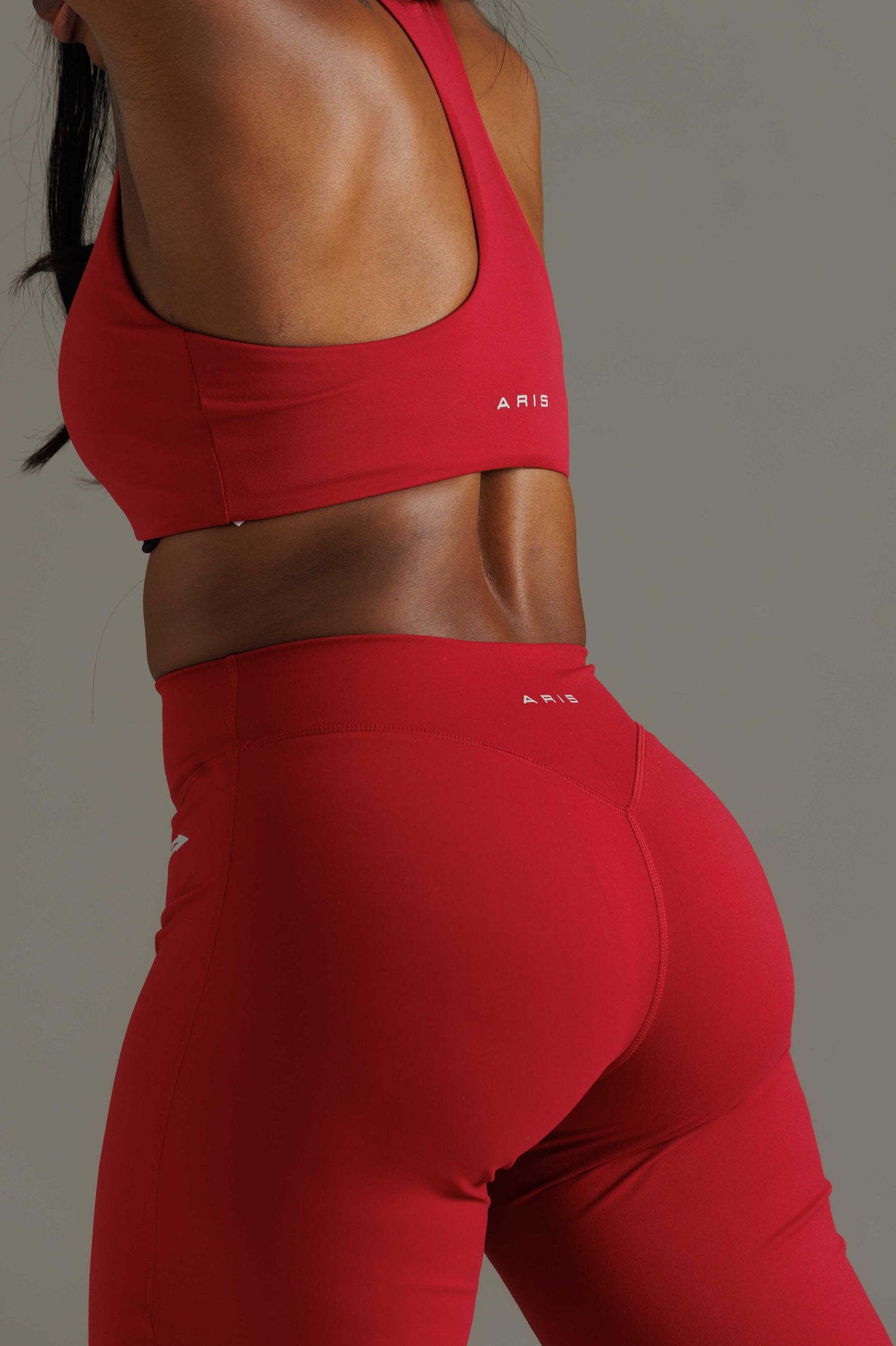 ARIS "MOVE EASY" 2 PIECE SET WITH SHORTS - RED