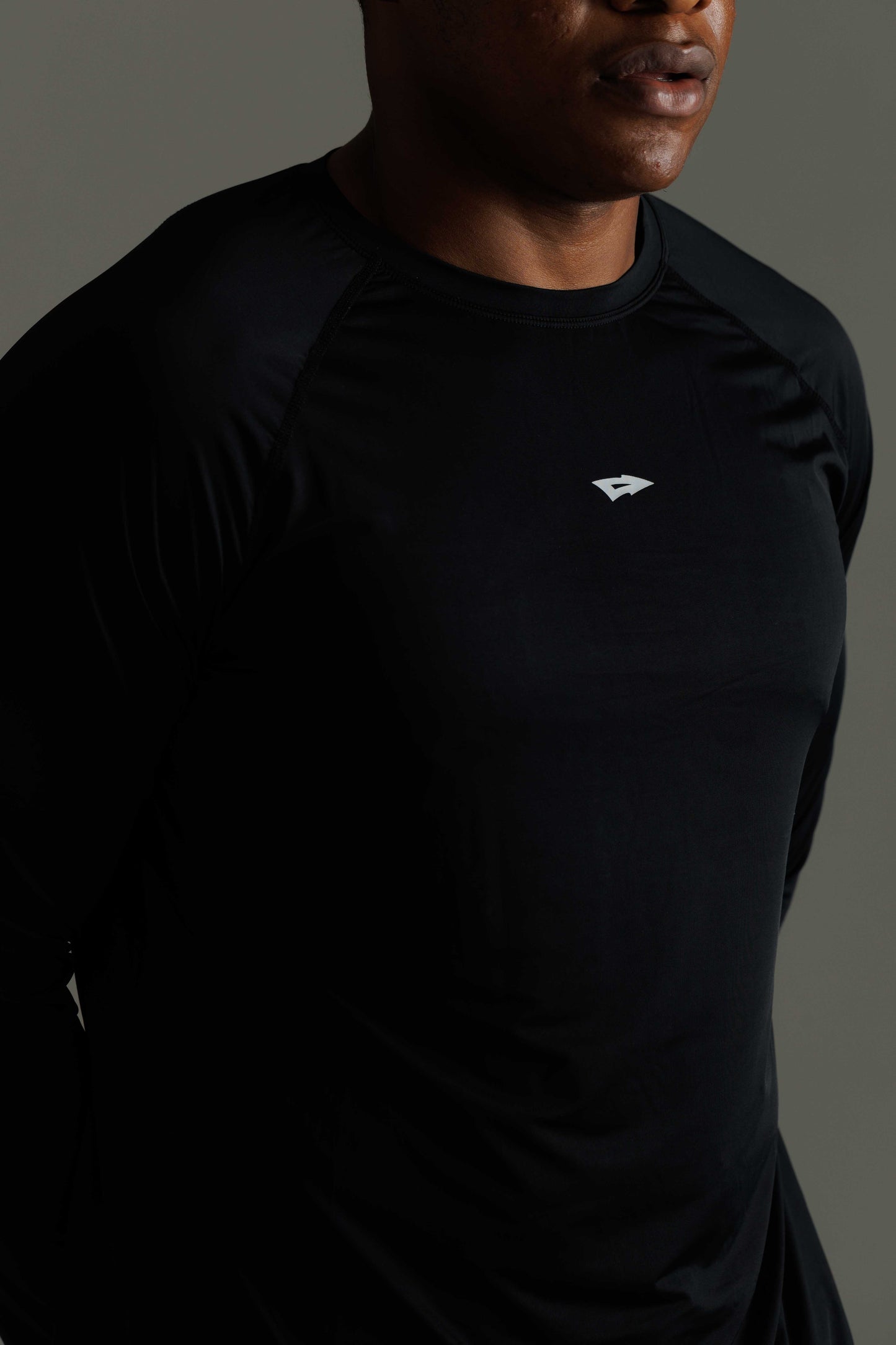 ARIS "GENESIS" LONG SLEEVE T-SHIRT - BLACK