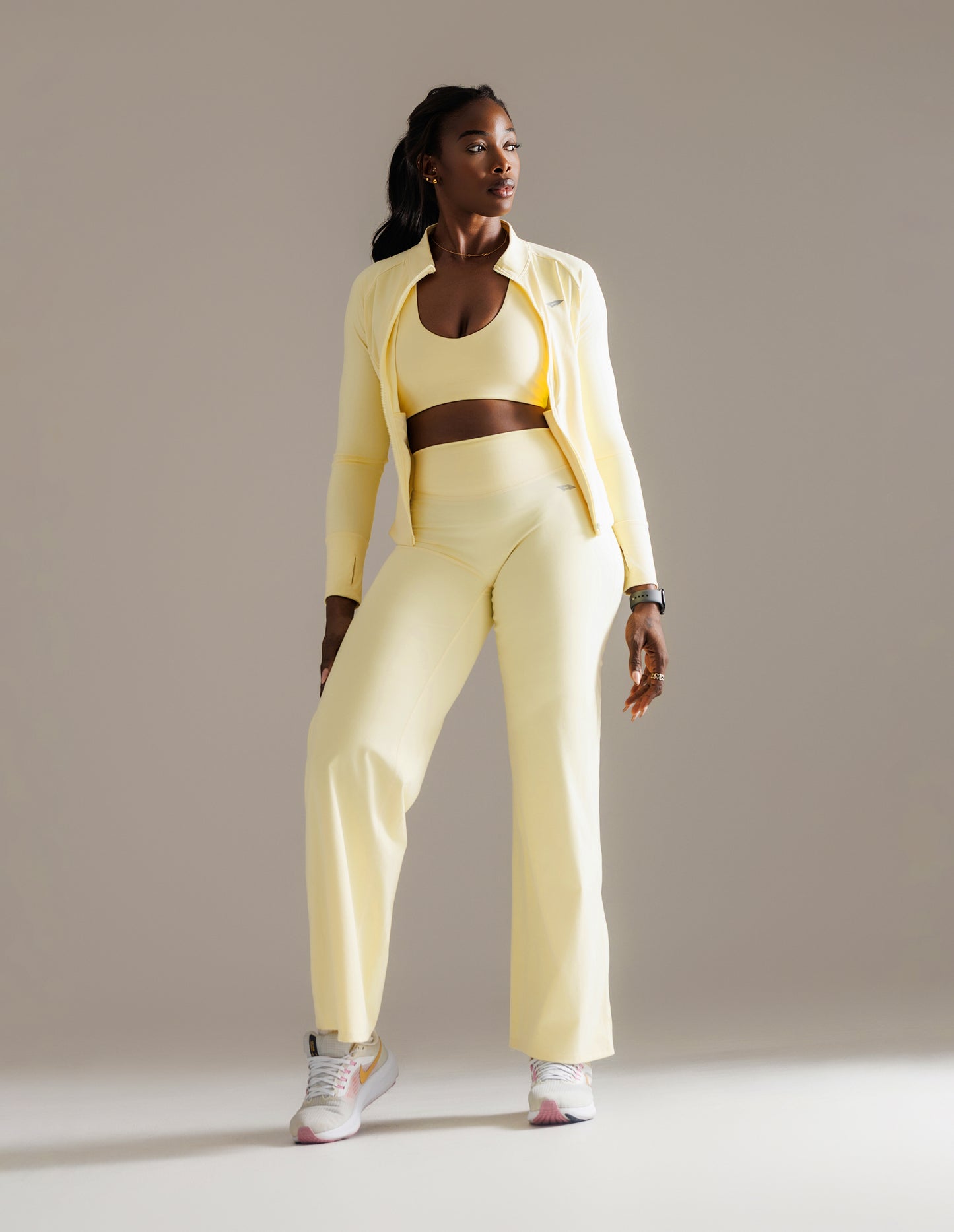 ARIS "MOVE EASY" 3 PIECE WITH STRAIGHT LEGGINGS IN YELLOW
