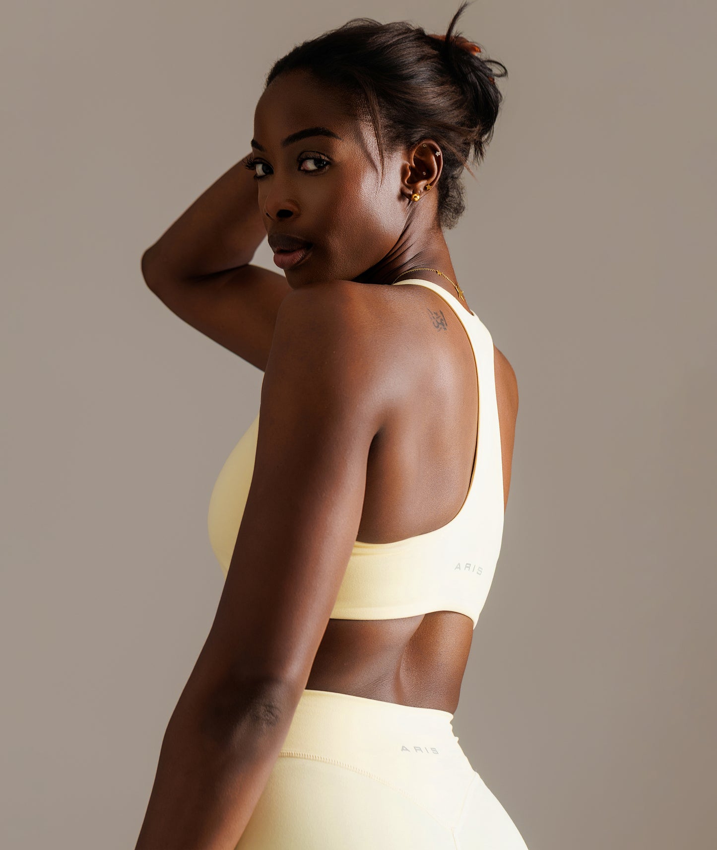 ARIS "MOVE EASY" 3 PIECE WITH STRAIGHT LEGGINGS IN YELLOW