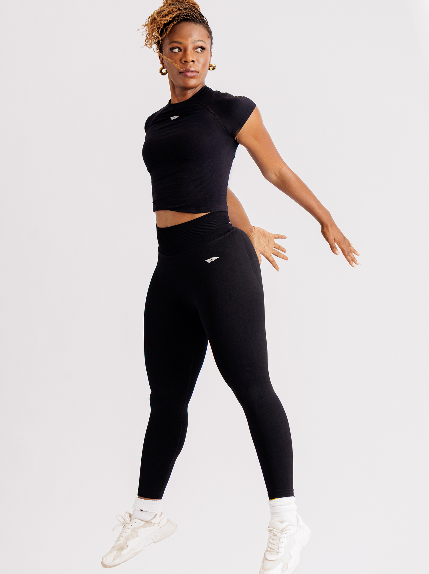 ARIS ESSENTIAL SET - BLACK